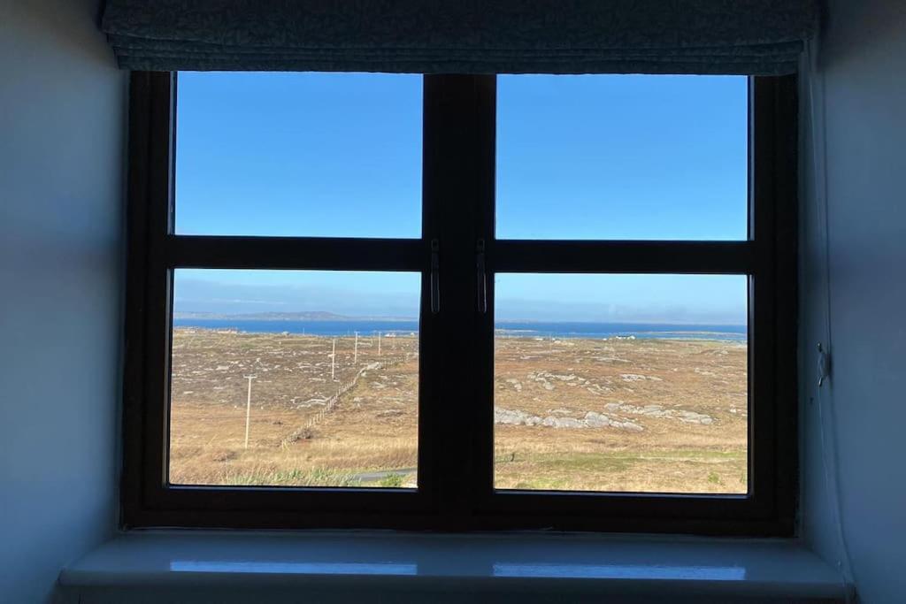 Drop Anchor House, Spacious 3 Bedroom Apartment, Fabulous Sea Views Cleggan Exteriér fotografie